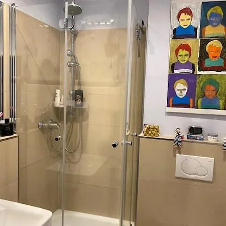 Luxury And Spacious Flat Near To Kadewe Berlin